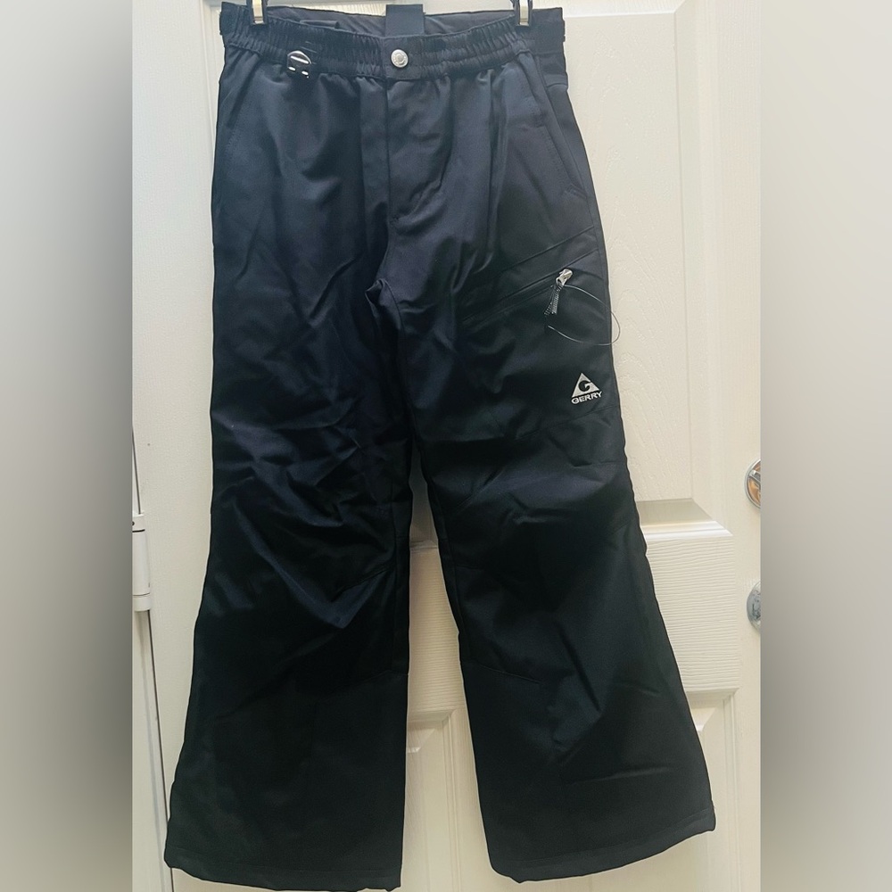 New Youth snow pants, size M 10-12